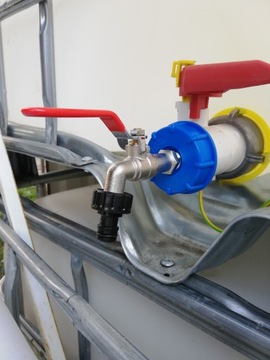 ZŁĄCZE MAUZER 1000L + ZAWÓR + ZŁĄCZKA NA WĄŻ 1/2''