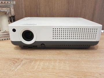 ПРОЕКТОР SANYO XW55 1024x768 2000ANSI ЖК-дисплей XGA 1 Вт