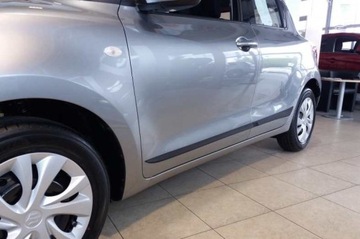 НАКЛАДКИ НА ДВЕРИ SUZUKI SWIFT 5d 2017- ХЭТЧБЕК.