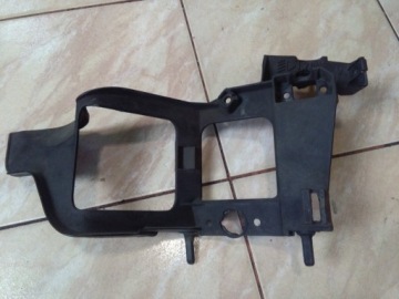 Halter Leuchte vorne links stoßstangenhalterung Stütze OPEL SINTRA 16521697B