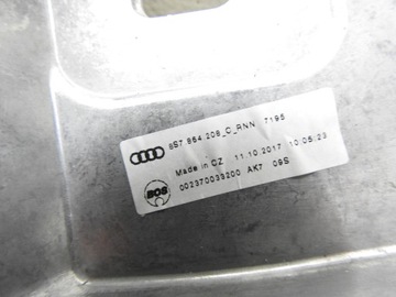 AUDI TT 8S LOKETNÍ OPĚRKA KŮŽE 8S7864208C