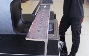 Гидравлический пресс-пробивной станок 70 тонн MX700 NARGESA