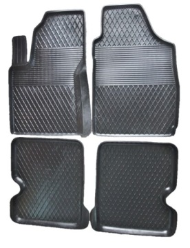 Fiat Panda 2003-2012 Gumové koberce Korytka