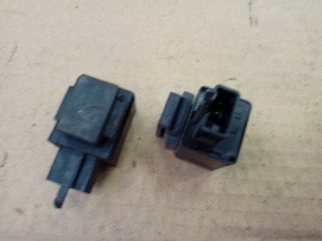 РЕЛЕ ВЫКЛЮЧАТЕЛЯ YAMAHA YZF 600 THUNDERCAT XJ