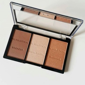 Набор для контуринга MakeUp Revolution C04 FAIR