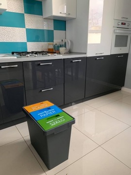 Тройной контейнер для сортировки мусора 40 л + мешки