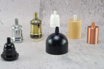 Черная матовая металлическая розетка для одного кабеля может короблять чердак