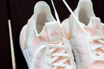ADIDAS ULTRABOOST 19 OFF WHITE/GLOW PRIMEKNIT