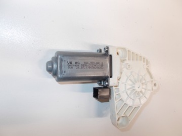 MOTOREK LEVÝ PŘEDNÍ OKNO VW GOLF 7 5G 5Q4959801B