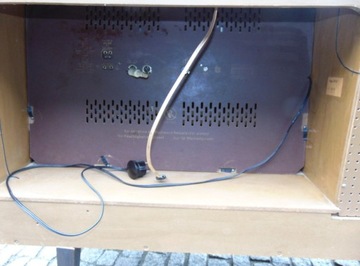 Винтажная радиола Philips 1970 года, в рабочем состоянии.