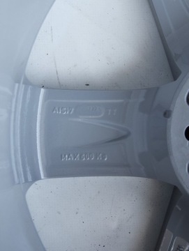 ORIGINÁLNÍ SAAB 95 17 PALCŮ 5390760 N17.58