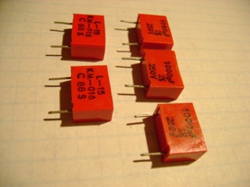 KONDENSATOR MIKOWY 1nF 2% 250V KM-016 MIFLEX 10SZT