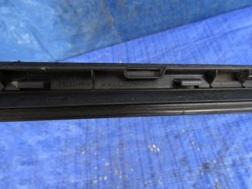 НАКЛАДКА ПЕРЕДНЕГО ОКНА, СПРАВА, СЛЕВА, MERCEDES W212