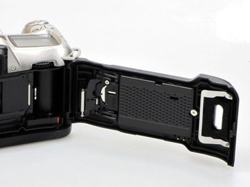 КАМЕРА NIKON F55 DATE — корпус