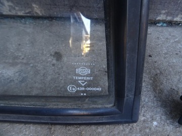 ПАТРУЛЬНОЕ ЗАДНЕЕ ОКНО ЗАДНЯЯ ДВЕРЬ K260 W260