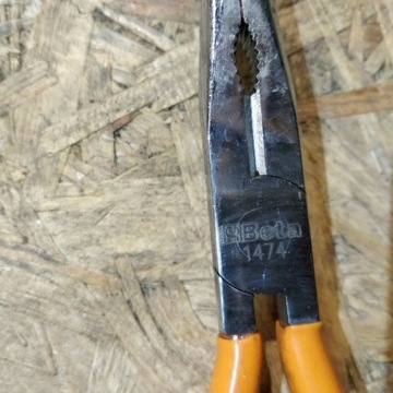 ЩИПЦЫ ДЛЯ СНЯТИЯ РОЗЕТОК BETA 1474