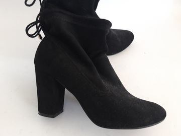 Замшевые ботинки размер 40-25,5 см