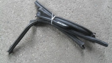 BMW E46 uszczelki podszybia komplet
