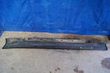 BMW E90 E91 накладка на порог правая