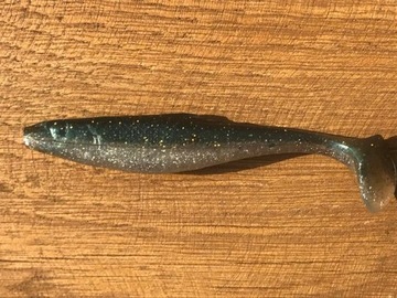 GUMA REALISTIC SHAD MATUSIAK KIEŁB 5 041 NOWY