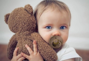 BIBS HEVEA M (6+) соска-пустышка HONEY BEE SOOTHING