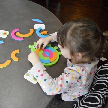 Головоломка Beetle Puzzle Bugzzle Fat Brain Toy