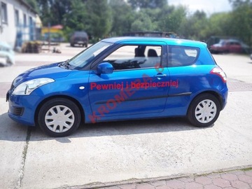 LIŠTA DVEŘNÍ BOČNÍ NA DVEŘE SUZUKI SWIFT 10-16 TŘÍDVEŘOVÝ