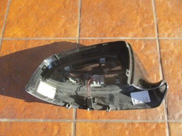 MERCEDES C-CLASS W204 КОРПУС ЛЕВОГО ПОВОРОТА