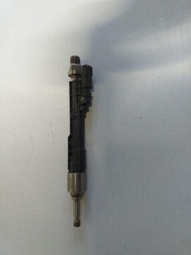 BMW M5 VSTŘIKOVAČE PALIVA 7599876