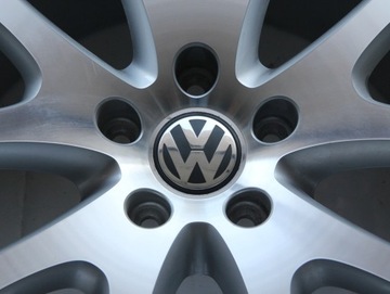 ОРИГИНАЛ VW TOUAREG 19 7L0601025AM (2V13)