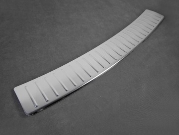 Накладка багажника задний бампер Ford Kuga 2008-2012 гг.