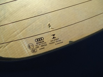 AUDI TT 8S КАБРИОЛЕТ В КОМПЛЕКТЕ С СИНЕЙ КРЫШЕЙ