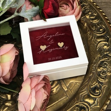 КОРОБКА ДЛЯ БЕЛЫХ ОБРУЧАЛЬНЫХ КОЛЬЦ В РУСТИКЕ с гравировкой