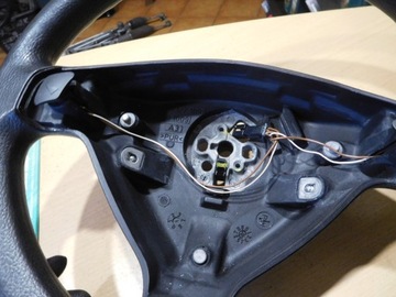 ПОДУШКА БЕЗОПАСНОСТИ VECTRA B РУЛЕВОЕ КОЛЕСО