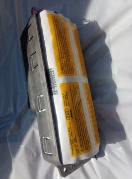 ПОДУШКА БЕЗОПАСНОСТИ ПАССАЖИРА 8P0880202 AUDI A3