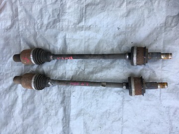 Renegade półoś tylna lewa prawa 2.0 2.4 4X4 16r