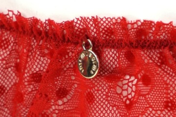 ТРУСИКИ INTIMISSIMI КРУЖЕВНЫЕ ПОДАРОЧНЫЕ M-L