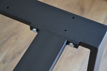 Металлическая конструкция стола на болтах 160х70х72 см.