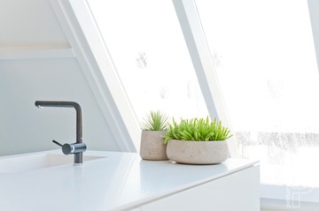 вазон для цветов из натурального черного камня EILEEN 35/13