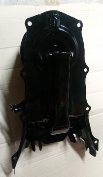 Fiat 126 верхняя крышка двигателя, коробка фильтра Fiat 500