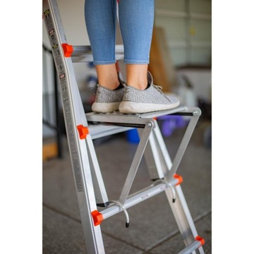 Маленькая гигантская ступенька-полка Altrex для лестниц