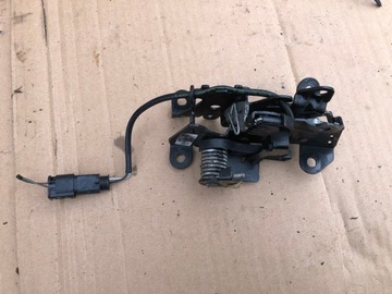 ZAMEK MASKI PRAWY BMW Z4 E89 7207225