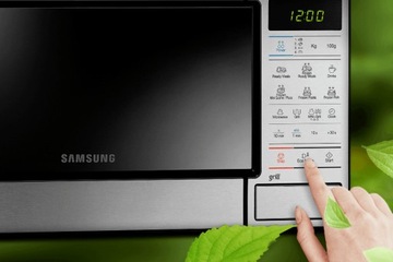 Отдельностоящая микроволновая печь Samsung GE83M.