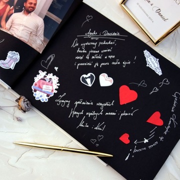 Гостевая книга, черные страницы, золотая надпись + наклейки.