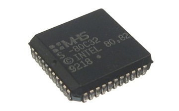80C32 Микроконтроллер S80C32 8 бит 12 МГц PLCC44