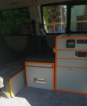 Туалетная тумба с унитазом Thetford Campervan