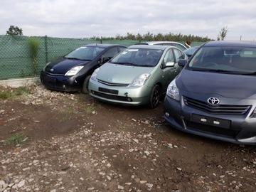 Корпус впускного воздушного фильтра Тойота Приус II