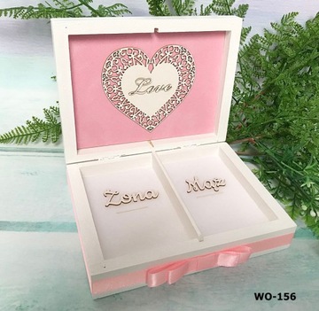 Набор коробочек для конвертов, ключей и обручальных колец.