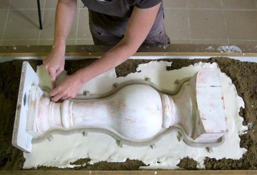 Kobieta figura betonowa ogrodowa Nowość