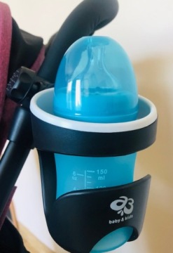 Подстаканник для бутылочки в коляске